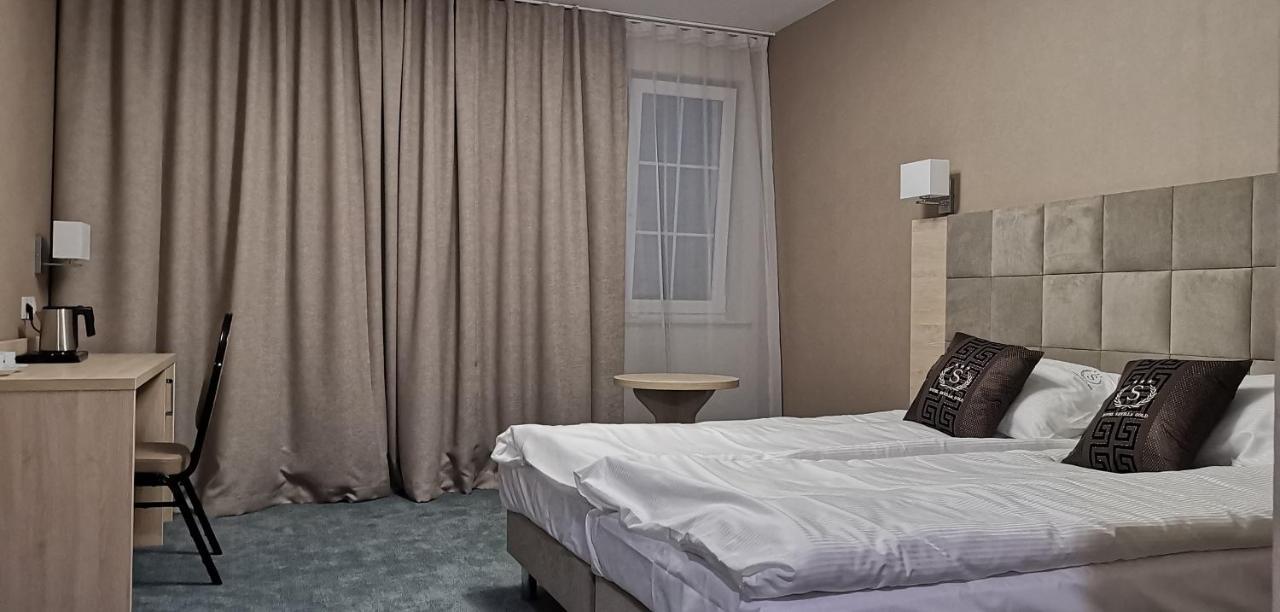 Hotel Sevilla Gold Leczeszyce Eksteriør bilde